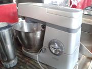 Продам кухонную машину бу Kenwood Chef classic